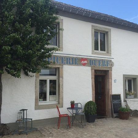 Epicerie Am Duerf Acomodação com café da manhã Schrondweiler Exterior foto